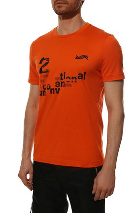 Мужская хлопковая футболка KNT оранжевого цвета, арт. UMM0236 | Фото 3 (Рукава: Короткие; Длина (для топов): Стандартные; Принт: С принтом; Материал внешний: Хлопок; Стили: Кэжуэл)