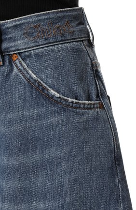 Женские джинсы CHLOÉ тёмно-голубого цвета, арт. CHC22SDP52156 | Фото 5 (Силуэт Ж (брюки и джинсы): Широкие; Кросс-КТ: Деним; Длина (брюки, джинсы): Стандартные; Материал внешний: Хлопок, Деним; Стили: Кэжуэл)