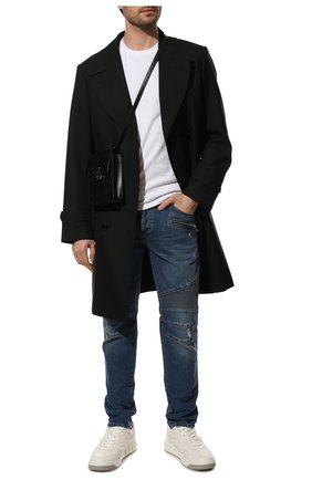 Мужские джинсы BALMAIN синего цвета по цене 109000 руб., арт. XH1MH005/DB68 | Фото 2 Мужские джинсы BALMAIN синего цвета, арт. XH1MH005/DB68 | Фото 2 (Материал внешний: Хлопок, Деним; Длина (брюки, джинсы): Стандартные; Кросс-КТ: Деним; Силуэт М (брюки): Прямые; Детали: Потертости; Стили: Гранж)