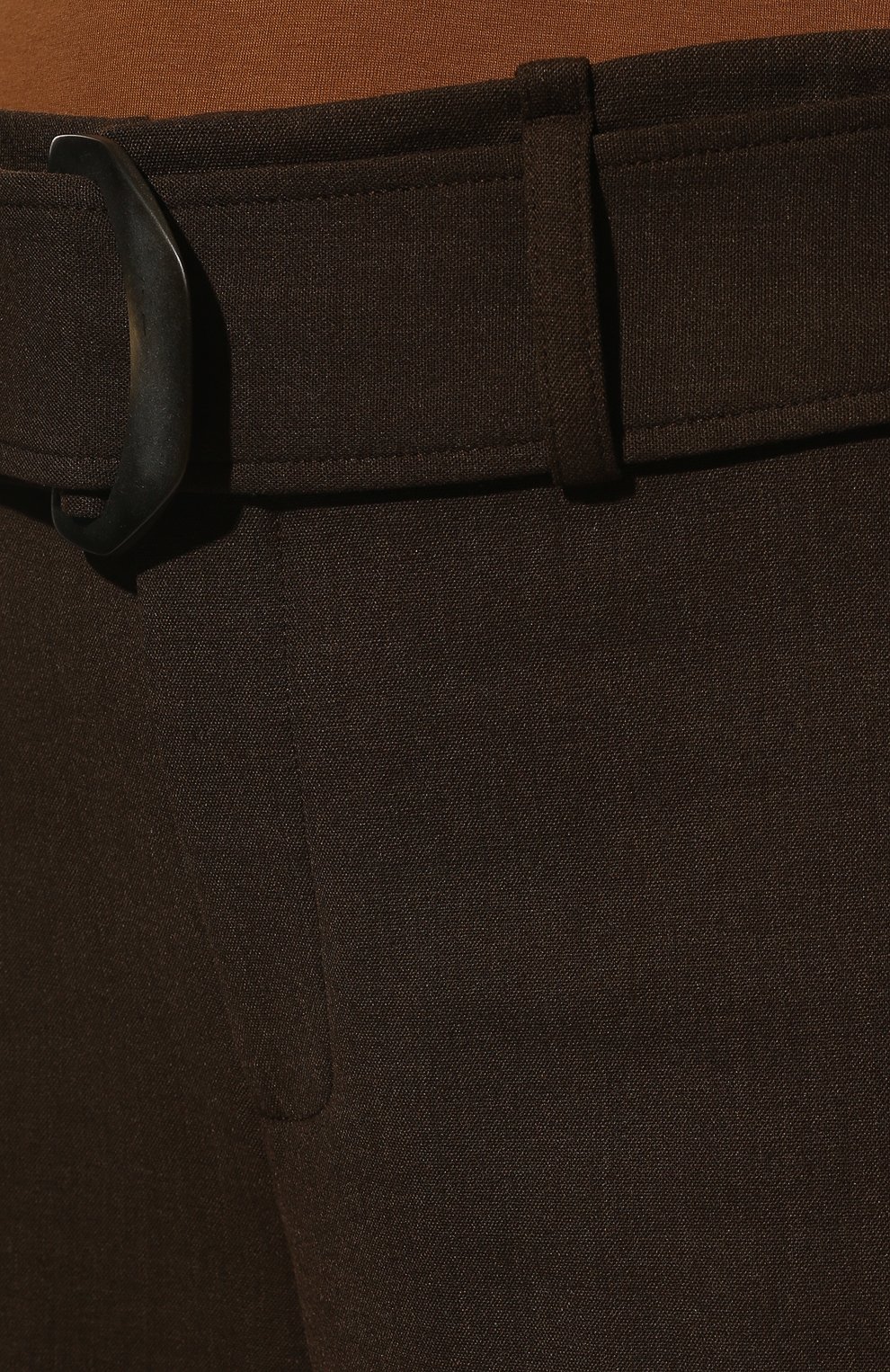 Женские брюки VINCE темно-коричневого цвета, арт. V802722036 | Фото 5 (Материал внешний: Шерсть, Синтетический материал; Длина (брюки, джинсы): Стандартные; Женское Кросс-КТ: Брюки-одежда; Силуэт Ж (брюки и джинсы): Прямые; Стили: Кэжуэл)