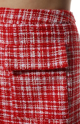 Женская юбка-шорты SELF-PORTRAIT красного цвета, арт. SS22-094 | Фото 5 (Длина Ж (юбки, платья, шорты): Мини; Стили: Преппи; Материал внешний: Синтетический материал; Женское Кросс-КТ: Юбка-одежда, юбка-шорты; Материал подклада: Синтетический материал)