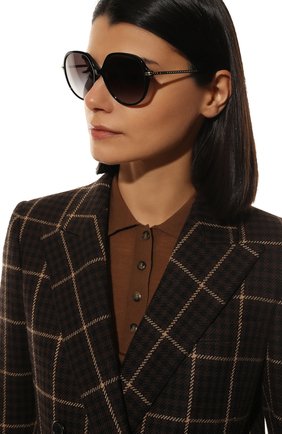 Женские солнцезащитные очки VALENTINO черного цвета, арт. 4099-50018G | Фото 2 (Тип очков: С/з; Оптика Гендер: оптика-женское; Очки форма: Круглые)