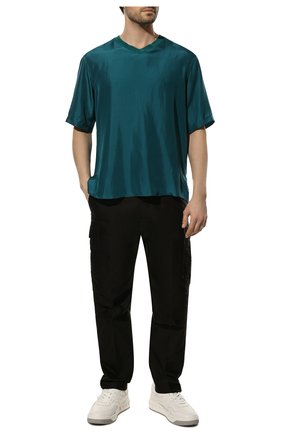 Мужская шелковая футболка GIORGIO ARMANI темно-бирюзового цвета, арт. 2SGCCZ01/TZ832 | Фото 2 (Рукава: Короткие; Длина (для топов): Стандартные; Материал внешний: Шелк; Принт: Без принта; Стили: Кэжуэл)