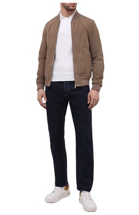 Мужской замшевый бомбер CORNELIANI бежевого цвета по цене 168500 руб., арт. 89L5A6-2120115/00 | Фото 2 Мужской замшевый бомбер CORNELIANI бежевого цвета, арт. 89L5A6-2120115/00 | Фото 2 (Длина (верхняя одежда): Короткие; Материал подклада: Синтетический материал; Материал внешний: Натуральная кожа, Замша; Рукава: Длинные; Кросс-КТ: Куртка; Мужское Кросс-КТ: Кожа и замша; Принт: Без принта)