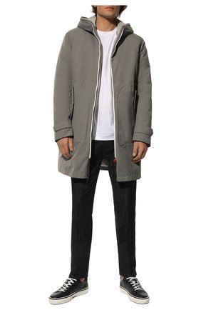Мужская двусторонняя парка KITON серого цвета по цене 555500 руб., арт. UW1159V0850A | Фото 2 Мужская двусторонняя парка KITON серого цвета, арт. UW1159V0850A | Фото 2 (Материал утеплителя: Пух и перо; Рукава: Длинные; Длина (верхняя одежда): До середины бедра; Материал подклада: Синтетический материал; Материал внешний: Синтетический материал; Кросс-КТ: Куртка; Стили: Кэжуэл; Мужское Кросс-КТ: утепленные куртки)