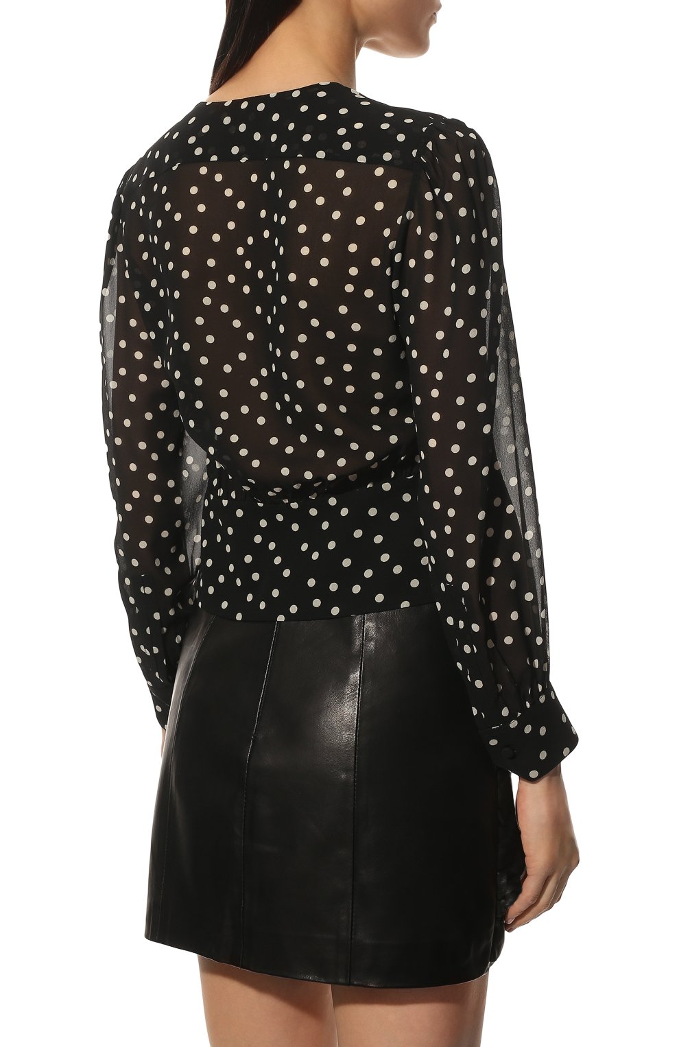 Женская шелковая блузка SAINT LAURENT черного цвета, арт. 689332/Y5B66 | Фото 4 (Материал внешний: Шелк; Рукава: Длинные; Длина (для топов): Стандартные; Принт: С принтом; Стили: Романтичный; Женское Кросс-КТ: Блуза-одежда)