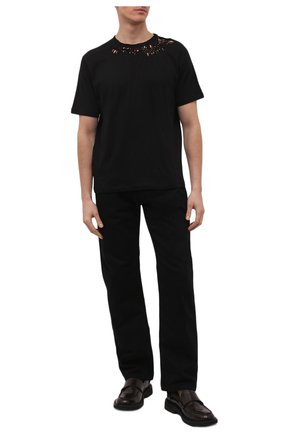 Мужская хлопковая футболка SAINT LAURENT черного цвета по цене 54850 руб., арт. 683816/Y2ZJ2 | Фото 2 Мужская хлопковая футболка SAINT LAURENT черного цвета, арт. 683816/Y2ZJ2 | Фото 2 (Рукава: Короткие; Материал внешний: Хлопок; Длина (для топов): Стандартные; Принт: Без принта; Стили: Гранж, Панк)