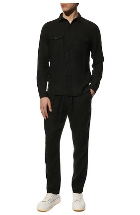 Мужские льняные брюки STONE ISLAND черного цвета, арт. 761531801 | Фото 2 (Стили: Кэжуэл; Длина (брюки, джинсы): Стандартные; Материал внешний: Лен; Случай: Повседневный)