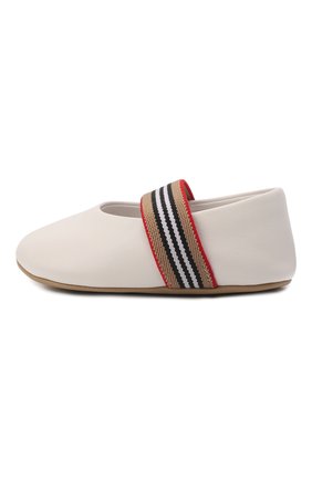Детского кожаные пинетки BURBERRY белого цвета по цене 19400 руб., арт. 8047513 | Фото 2 Детского кожаные пинетки BURBERRY белого цвета, арт. 8047513 | Фото 2