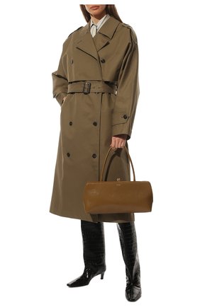 Женская сумка goji medium JIL SANDER светло-коричневого цвета по цене 207500 руб., арт. JSPU852369-WUB69118N | Фото 3 Женская сумка goji medium JIL SANDER светло-коричневого цвета, арт. JSPU852369-WUB69118N | Фото 3 (Сумки-технические: Сумки top-handle; Размер: medium; Материал: Натуральная кожа)