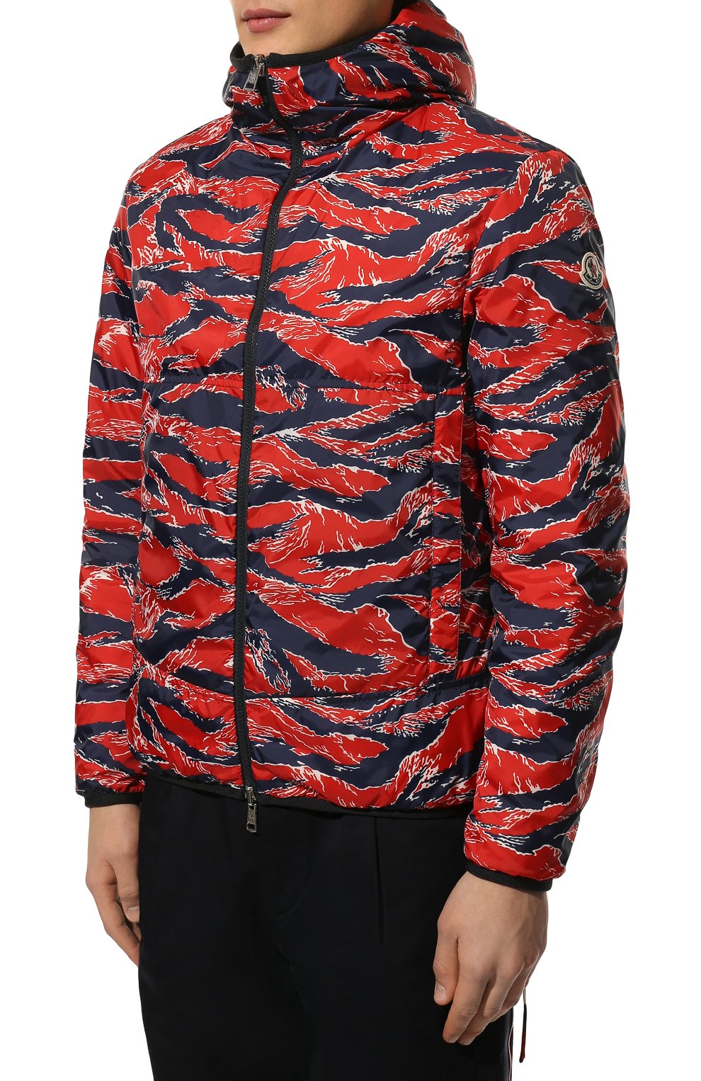 Мужская двусторонняя пуховая куртка bressay MONCLER красного цвета, арт. H1-091-1A000-08-M1601 | Фото 3 (Кросс-КТ: Куртка; Рукава: Длинные; Материал внешний: Синтетический материал; Стили: Спорт-шик; Мужское Кросс-КТ: Куртка-верхняя одежда; Материал подклада: Синтетический материал; Длина (верхняя одежда): Короткие; Материал утеплителя: Пух и перо)