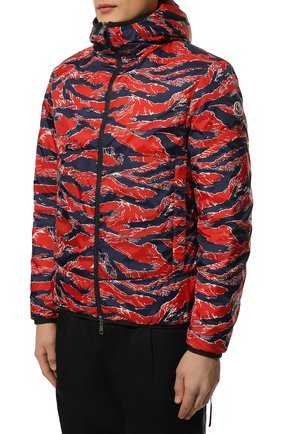 Мужская двусторонняя пуховая куртка bressay MONCLER красного цвета, арт. H1-091-1A000-08-M1601 | Фото 3 (Кросс-КТ: Куртка; Рукава: Длинные; Материал внешний: Синтетический материал; Стили: Спорт-шик; Мужское Кросс-КТ: Куртка-верхняя одежда; Материал подклада: Синтетический материал; Длина (верхняя одежда): Короткие; Материал утеплителя: Пух и перо)