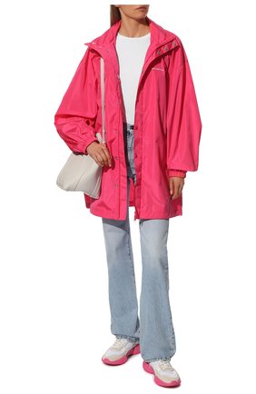 Женская куртка BALENCIAGA розового цвета по цене 199500 руб., арт. 681428/TL006 | Фото 2 Женская куртка BALENCIAGA розового цвета, арт. 681428/TL006 | Фото 2 (Рукава: Длинные; Материал внешний: Синтетический материал; Материал подклада: Синтетический материал; Длина (верхняя одежда): До середины бедра; Стили: Спорт-шик; Кросс-КТ: Куртка)