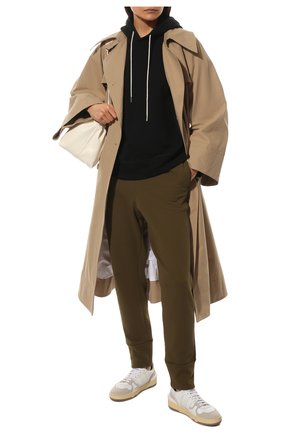 Женские хлопковые джоггеры JIL SANDER хаки цвета по цене 47250 руб., арт. JPPU727517-WU248608 | Фото 2 Женские хлопковые джоггеры JIL SANDER хаки цвета, арт. JPPU727517-WU248608 | Фото 2 (Материал внешний: Хлопок; Длина (брюки, джинсы): Стандартные; Стили: Кэжуэл; Женское Кросс-КТ: Джоггеры - брюки; Силуэт Ж (брюки и джинсы): Джоггеры)
