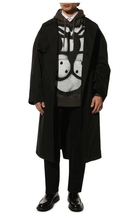 Мужской хлопковое худи GIVENCHY хаки цвета по цене 132500 руб., арт. BMJ0DX3Y69 | Фото 2 Мужской хлопковое худи GIVENCHY хаки цвета, арт. BMJ0DX3Y69 | Фото 2 (Материал внешний: Хлопок; Длина (для топов): Стандартные; Рукава: Длинные; Мужское Кросс-КТ: Худи-одежда; Принт: С принтом; Стили: Гранж)