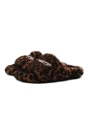 Женские текстильные шлепанцы furry BALENCIAGA леопардового цвета по цене 323000 тенге, арт. 654261/W2F11 | Фото 1 Женские текстильные шлепанцы furry BALENCIAGA леопардового цвета, арт. 654261/W2F11 | Фото 1 (Материал внутренний: Текстиль; Материал внешний: Текстиль)