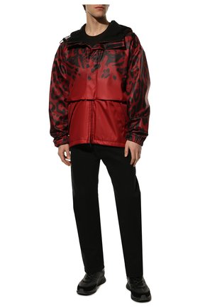 Мужская хлопковая парка DOLCE & GABBANA красного цвета по цене 215000 руб., арт. G9WM3T/FPSGC | Фото 2 Мужская хлопковая парка DOLCE & GABBANA красного цвета, арт. G9WM3T/FPSGC | Фото 2 (Материал внешний: Синтетический материал, Хлопок; Длина (верхняя одежда): До середины бедра; Рукава: Длинные; Материал подклада: Синтетический материал; Кросс-КТ: Куртка; Стили: Спорт-шик)