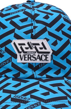 Мужской бейсболка VERSACE голубого цвета по цене 42600 руб., арт. 1001590/1A03008 | Фото 4 Мужской бейсболка VERSACE голубого цвета, арт. 1001590/1A03008 | Фото 4 (Материал: Текстиль, Синтетический материал)