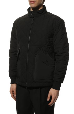 Мужская утепленная куртка BURBERRY черного цвета, арт. 8047934 | Фото 3 (Рукава: Длинные; Материал внешний: Синтетический материал; Мужское Кросс-КТ: утепленные куртки; Длина (верхняя одежда): Короткие; Материал подклада: Хлопок; Стили: Кэжуэл)