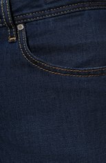 Мужские джинсы JACOB COHEN синего цвета, арт. U Q M05 35 T 263A/226D | Фото 5 (Силуэт М (брюки): Прямые; Кросс-КТ: Деним; Длина (брюки, джинсы): Стандартные; Материал внешний: Хлопок, Деним, Лен; Стили: Кэжуэл)