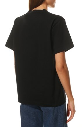 Женская хлопковая футболка BALENCIAGA черного цвета, арт. 670943/TLVH4 | Фото 4 (Рукава: Короткие; Длина (для топов): Стандартные; Принт: С принтом; Материал внешний: Хлопок; Стили: Спорт-шик; Женское Кросс-КТ: Футболка-одежда)