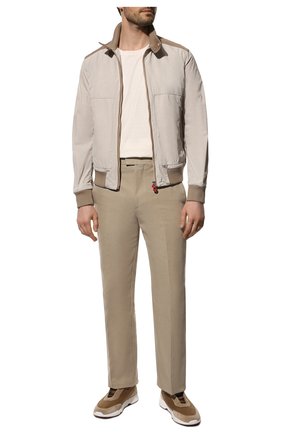 Мужской бомбер KITON светло-бежевого цвета по цене 252000 руб., арт. UW1190V0840A | Фото 2 Мужской бомбер KITON светло-бежевого цвета, арт. UW1190V0840A | Фото 2 (Материал внешний: Синтетический материал; Материал подклада: Синтетический материал; Длина (верхняя одежда): Короткие; Рукава: Длинные; Кросс-КТ: Куртка; Принт: Без принта; Стили: Кэжуэл)
