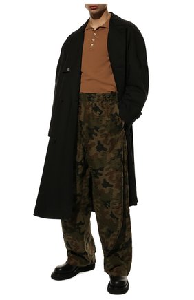 Мужские брюки DRIES VAN NOTEN хаки цвета по цене 97500 руб., арт. 221-020975-4206 | Фото 2 Мужские брюки DRIES VAN NOTEN хаки цвета, арт. 221-020975-4206 | Фото 2 (Материал подклада: Синтетический материал; Материал внешний: Синтетический материал; Длина (брюки, джинсы): Стандартные; Случай: Повседневный; Стили: Милитари)