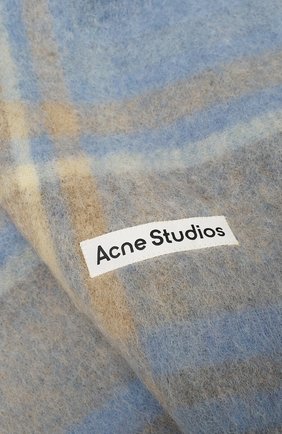 Женский шарф ACNE STUDIOS голубого цвета по цене 0 руб., арт. CA0146/W | Фото 3 Женский шарф ACNE STUDIOS голубого цвета, арт. CA0146/W | Фото 3 (Материал: Текстиль, Шерсть)