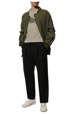 Мужская хлопковая футболка CORNELIANI хаки цвета по цене 14550 руб., арт. 89G558-2125011/00 | Фото 2 Мужская хлопковая футболка CORNELIANI хаки цвета, арт. 89G558-2125011/00 | Фото 2 (Длина (для топов): Стандартные; Рукава: Короткие; Материал внешний: Хлопок; Принт: С принтом; Стили: Кэжуэл)
