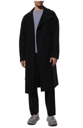 Мужская хлопковая футболка CORNELIANI серо-голубого цвета по цене 12350 руб., арт. 89G586-2125006/00 | Фото 2 Мужская хлопковая футболка CORNELIANI серо-голубого цвета, арт. 89G586-2125006/00 | Фото 2 (Материал внешний: Хлопок; Рукава: Короткие; Длина (для топов): Стандартные; Принт: Без принта; Стили: Кэжуэл)