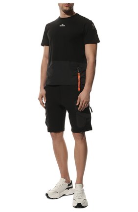 Мужская комбинированная футболка PARAJUMPERS черного цвета, арт. 22SM-PM TEE RE08/CLINT | Фото 2 (Материал внешний: Хлопок; Длина (для топов): Стандартные; Рукава: Короткие; Принт: С принтом; Стили: Спорт-шик)
