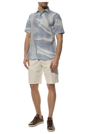 Мужские шорты из хлопка и льна CORNELIANI кремвого цвета по цене 37100 руб., арт. 894EA4-2120187/00 | Фото 2 Мужские шорты из хлопка и льна CORNELIANI кремвого цвета, арт. 894EA4-2120187/00 | Фото 2 (Материал внешний: Лен, Хлопок; Длина Шорты М: До колена; Мужское Кросс-КТ: Шорты-одежда; Принт: Без принта; Стили: Кэжуэл; Силуэт М (брюки): Карго; Случай: Повседневный)