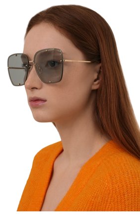 Женские солнцезащитные очки ALEXANDER MCQUEEN светло-зеленого цвета, арт. AM0364S 004 | Фото 2 (Тип очков: С/з; Оптика Гендер: оптика-женское; Очки форма: Квадратные)