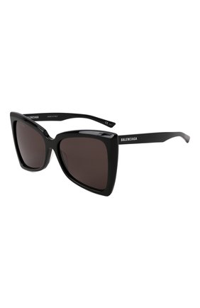 Женские солнцезащитные очки BALENCIAGA черного цвета, арт. BB0174S 001 | Фото 1 (Тип очков: С/з; Оптика Гендер: оптика-женское; Очки форма: Бабочка)