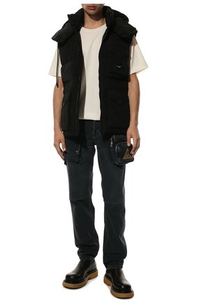 Мужские джинсы LANVIN темно-синего цвета по цене 114500 руб., арт. RM-TR0157-D030-P22 | Фото 2 Мужские джинсы LANVIN темно-синего цвета, арт. RM-TR0157-D030-P22 | Фото 2 (Длина (брюки, джинсы): Стандартные; Материал внешний: Хлопок, Деним; Кросс-КТ: Деним; Стили: Гранж; Силуэт М (брюки): Прямые)