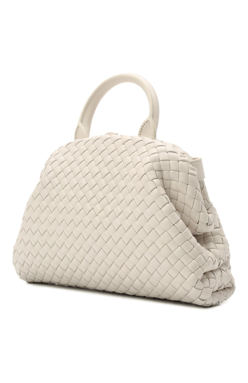 Женская сумка bv handle small BOTTEGA VENETA молочного цвета по цене 362000 руб., арт. 691188/V01D1 | Фото 4 Женская сумка bv handle small BOTTEGA VENETA молочного цвета, арт. 691188/V01D1 | Фото 4 (Сумки-технические: Сумки через плечо, Сумки top-handle; Материал: Натуральная кожа; Ремень/цепочка: На ремешке; Размер: small)