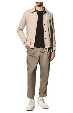 Мужская хлопковая куртка BOGNER светло-бежевого цвета, арт. 38857290 | Фото 2 (Материал внешний: Хлопок; Материал подклада: Синтетический материал; Длина (верхняя одежда): Короткие; Рукава: Длинные; Кросс-КТ: Куртка, Ветровка; Стили: Кэжуэл)