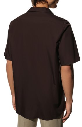 Мужская хлопковая рубашка THE ROW темно-коричневого цвета, арт. 328W2043 | Фото 4 (Рукава: Короткие; Случай: Повседневный; Длина (для топов): Стандартные; Материал внешний: Хлопок; Принт: Однотонные; Воротник: Отложной; Стили: Минимализм)