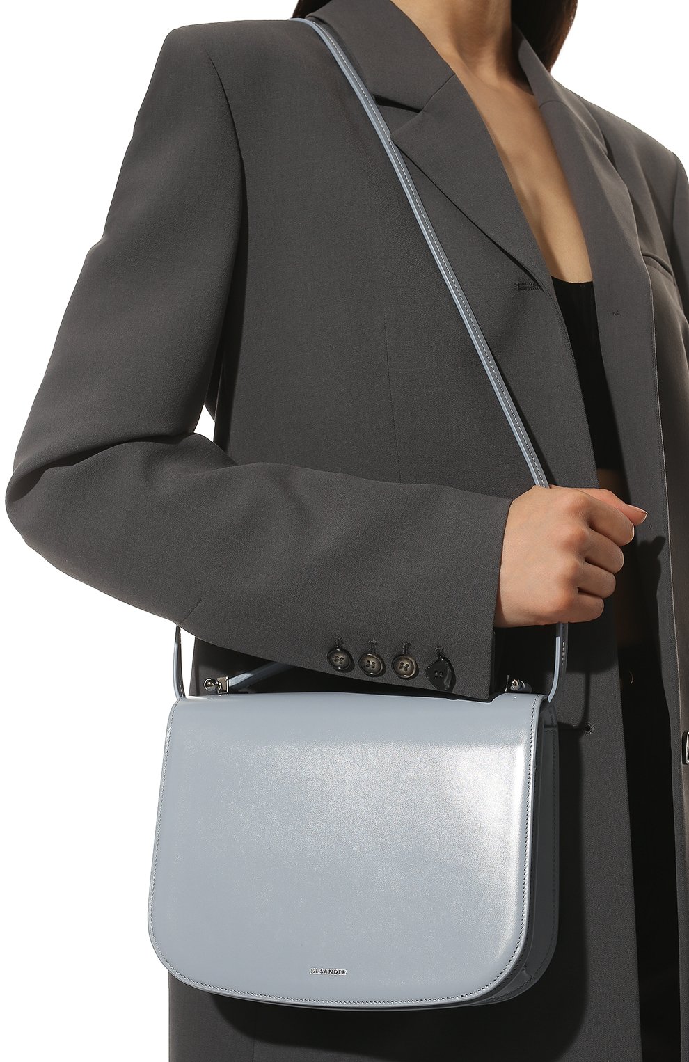 Женская сумка taos JIL SANDER голубого цвета по цене 178000 руб., арт. JSPU853526-WUB00083N | Фото 6 Женская сумка taos JIL SANDER голубого цвета, арт. JSPU853526-WUB00083N | Фото 6 (Сумки-технические: Сумки top-handle; Материал: Натуральная кожа; Ремень/цепочка: На ремешке; Размер: small)