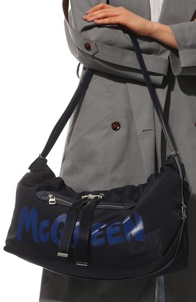 Женский сумка-шопер the bundle medium ALEXANDER MCQUEEN темно-синего цвета, арт. 669589/16X22 | Фото 2 (Размер: medium; Материал: Текстиль; Сумки-технические: Сумки-шопперы)