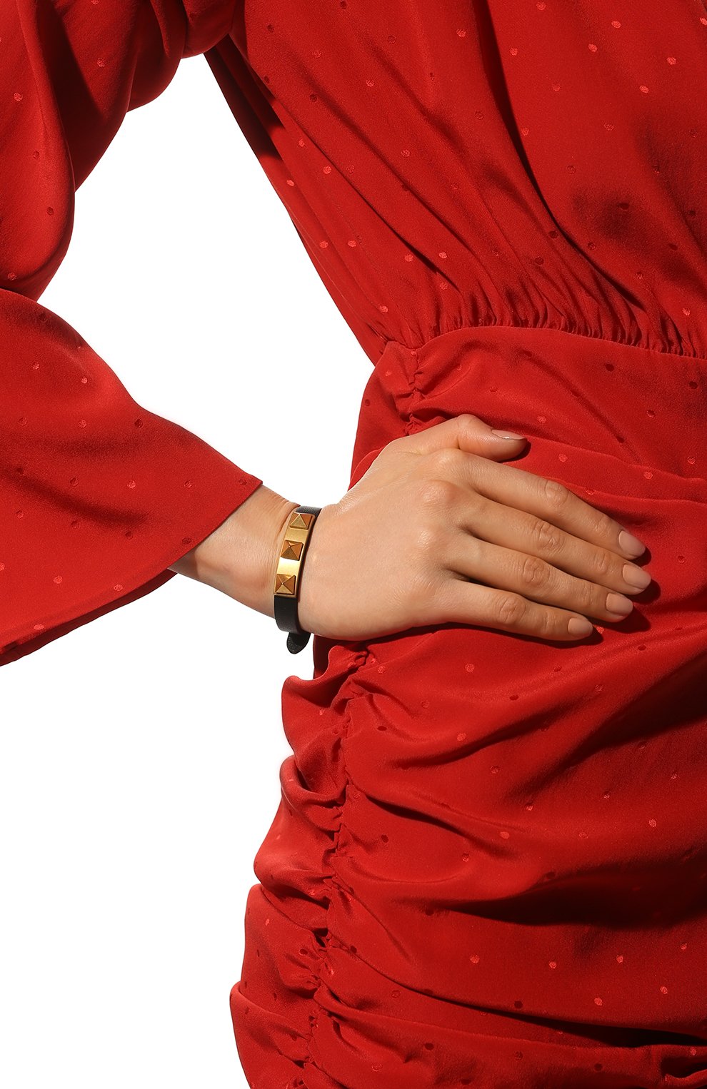 Женский кожаный браслет VALENTINO черного цвета, арт. XW2J0I50HIS | Фото 2 (Материал: Натуральная кожа, Металл)
