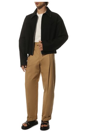 Мужские хлопковые брюки BOTTEGA VENETA бежевого цвета, арт. 685253/VKEC0 | Фото 2 (Длина (брюки, джинсы): Стандартные; Материал внешний: Хлопок; Случай: Повседневный; Стили: Кэжуэл, Минимализм)