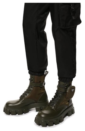 Мужские комбинированные ботинки monolith PRADA хаки цвета, арт. 2UE007-3LFR-F0161-D002 | Фото 3 (Материал внешний: Кожа; Мужское Кросс-КТ: Ботинки-обувь, Байкеры-обувь; Материал утеплителя: Без утеплителя)