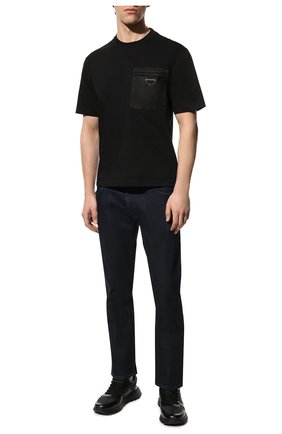 Мужская хлопковая футболка PRADA черного цвета, арт. UJN661-1YFH-F0002-221 | Фото 2 (Материал внешний: Хлопок; Длина (для топов): Стандартные; Рукава: Короткие; Принт: Без принта; Стили: Кэжуэл)