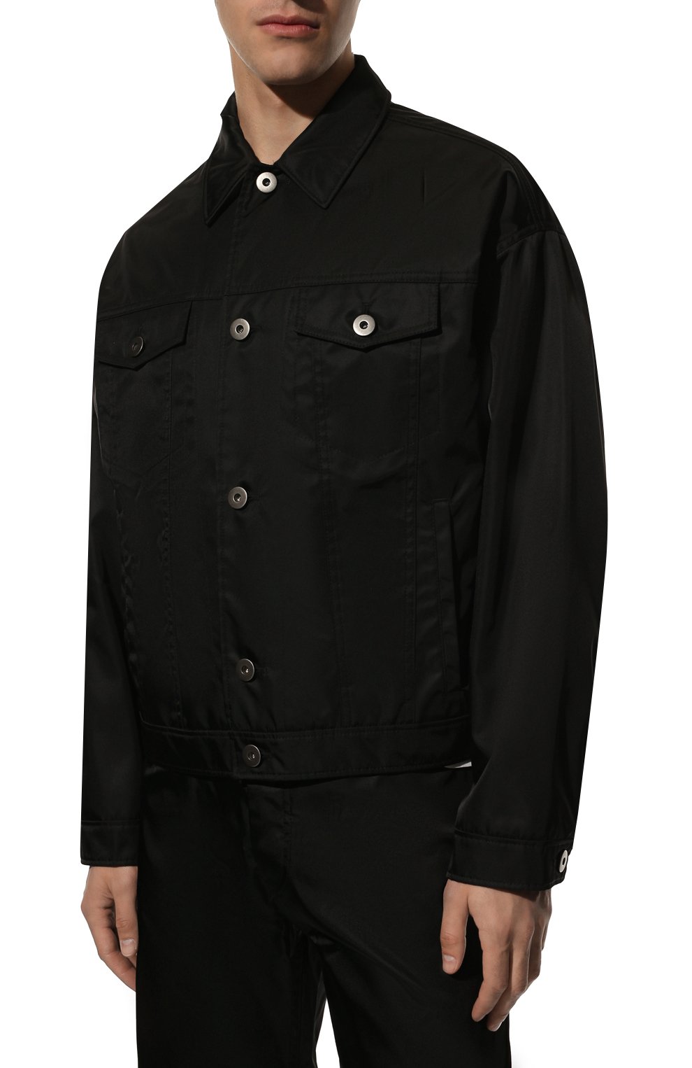 Мужская куртка PRADA черного цвета, арт. SGB991-1WQ8-F0002-221 | Фото 3 (Кросс-КТ: Куртка, Ветровка; Рукава: Длинные; Материал внешний: Синтетический материал; Длина (верхняя одежда): Короткие; Стили: Кэжуэл)