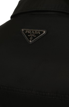 Мужская куртка PRADA черного цвета, арт. SGB991-1WQ8-F0002-221 | Фото 5 (Кросс-КТ: Куртка, Ветровка; Рукава: Длинные; Материал внешний: Синтетический материал; Длина (верхняя одежда): Короткие; Стили: Кэжуэл)