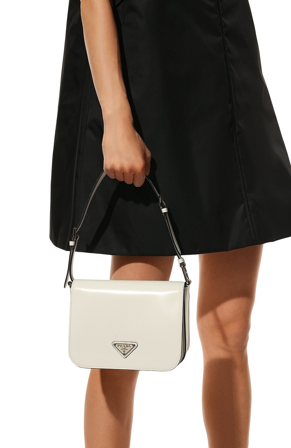 Женская сумка PRADA белого цвета, арт. 1BD308-ZO6-F0PG7-HOO | Фото 2 (Сумки-технические: Сумки через плечо; Материал: Натуральная кожа; Размер: mini; Ремень/цепочка: На ремешке)