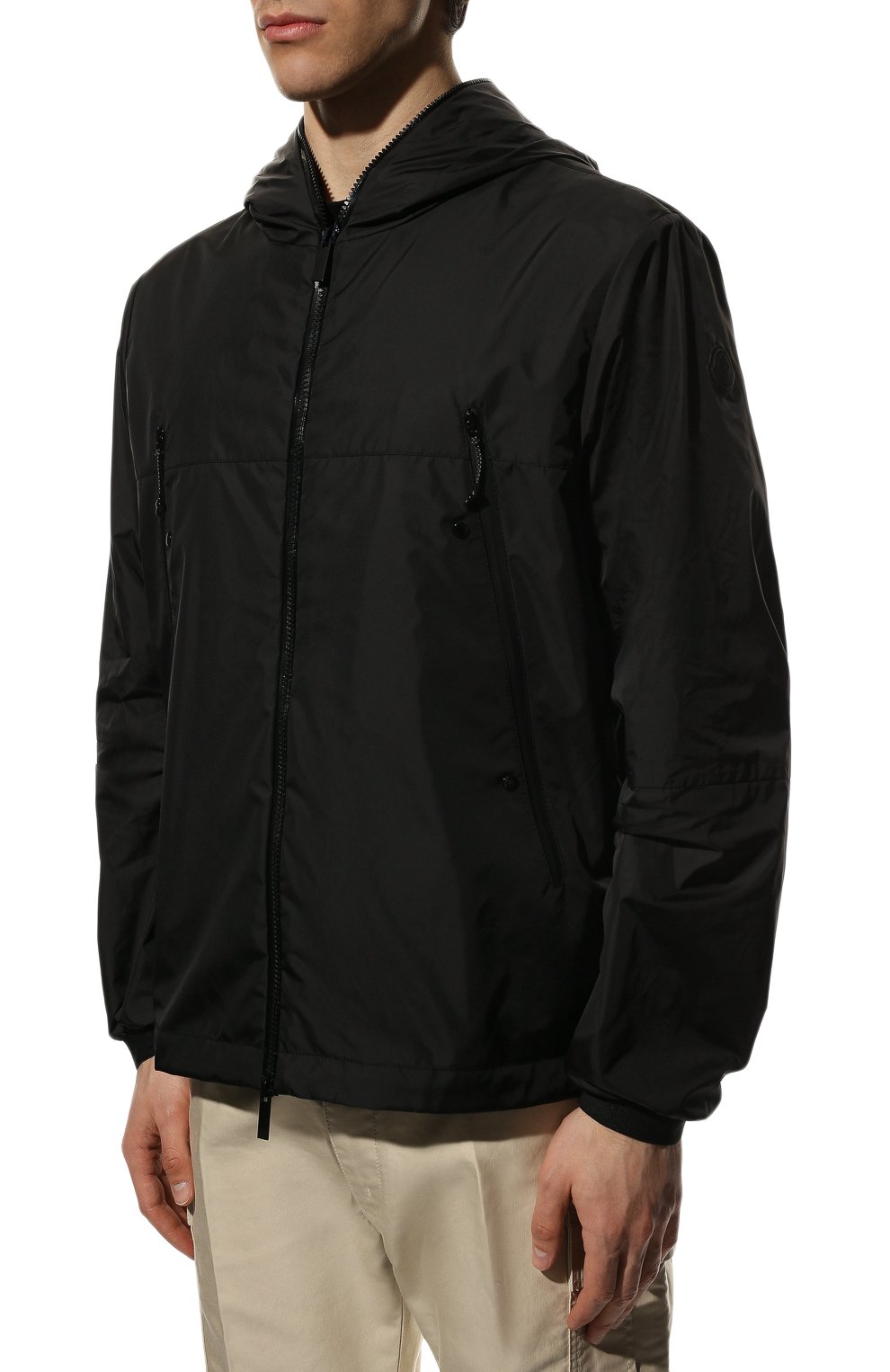 Мужская черная куртка junichi MONCLER — купить в интернет-магазине ЦУМ ...