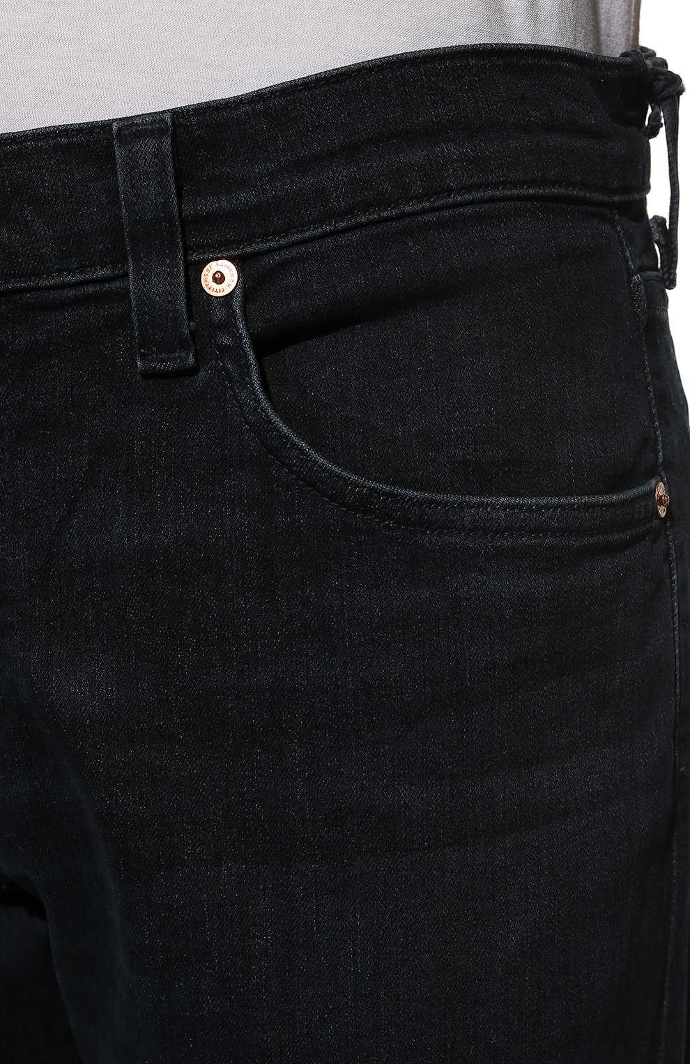 Мужские джинсы CITIZENS OF HUMANITY темно-синего цвета, арт. 6190-1373 | Фото 5 (Силуэт М (брюки): Прямые; Кросс-КТ: Деним; Длина (брюки, джинсы): Стандартные; Материал внешний: Хлопок, Деним; Стили: Кэжуэл)