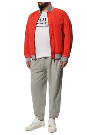 Мужская хлопковая футболка POLO RALPH LAUREN белого цвета по цене 9955 руб., арт. 711858273/PRL BS | Фото 2 Мужская хлопковая футболка POLO RALPH LAUREN белого цвета, арт. 711858273/PRL BS | Фото 2 (Длина (для топов): Удлиненные; Рукава: Короткие; Материал внешний: Хлопок; Принт: С принтом; Стили: Кэжуэл; Big sizes: Big Sizes)
